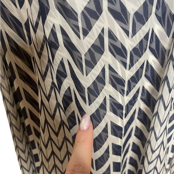 Max Azria Runway Collection 100% Silk Abstract Geometric Dress - Picture 14 of 15